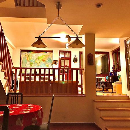 Blue Orange Hostel سكوبجي المظهر الخارجي الصورة