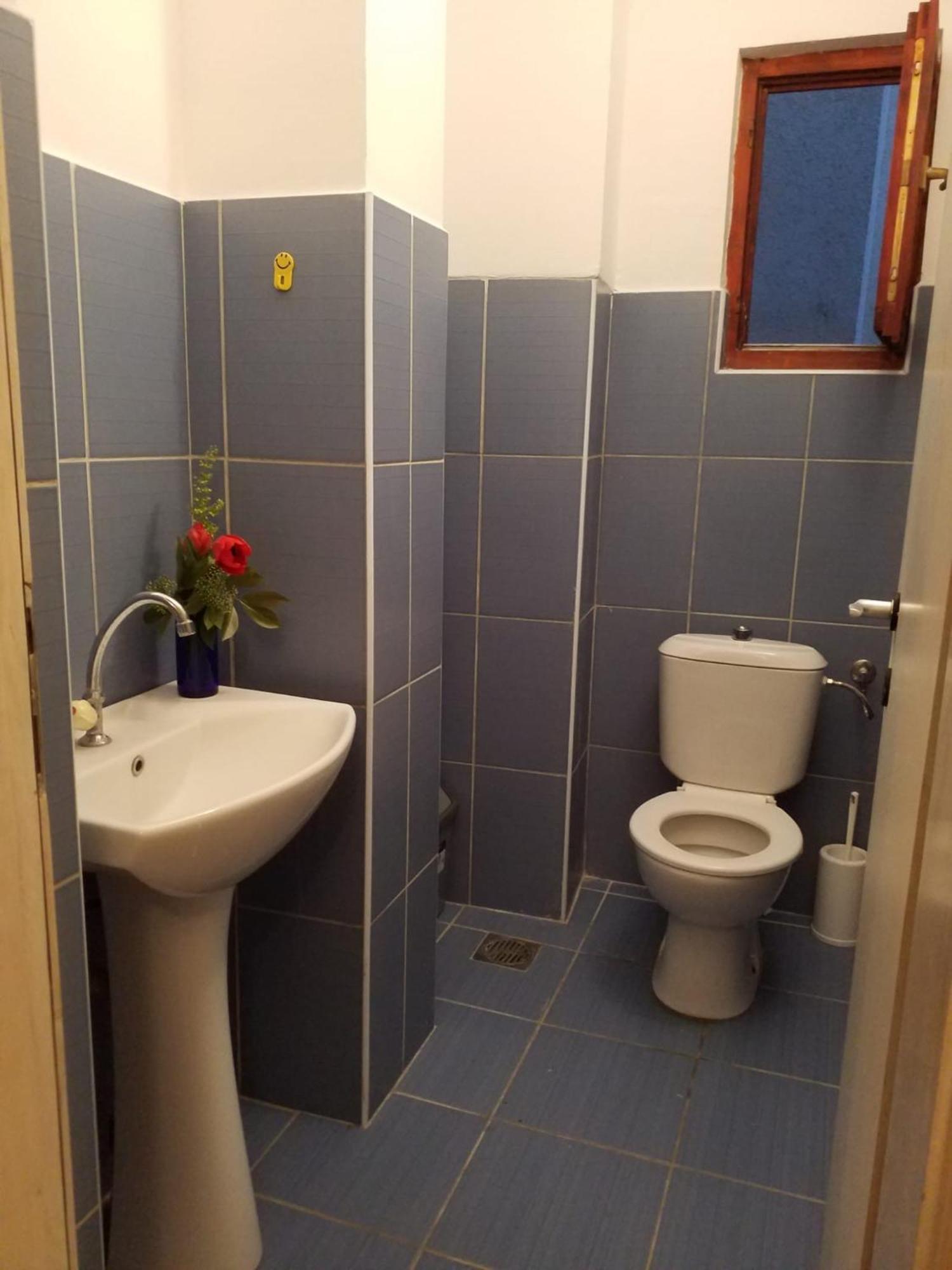 Blue Orange Hostel سكوبجي المظهر الخارجي الصورة